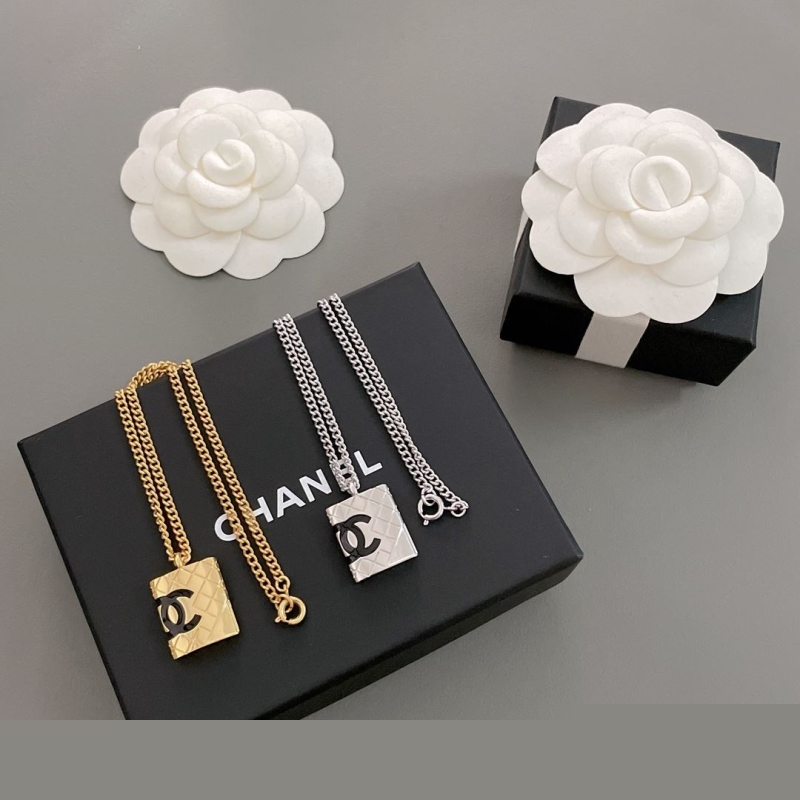Ch*el necklaces